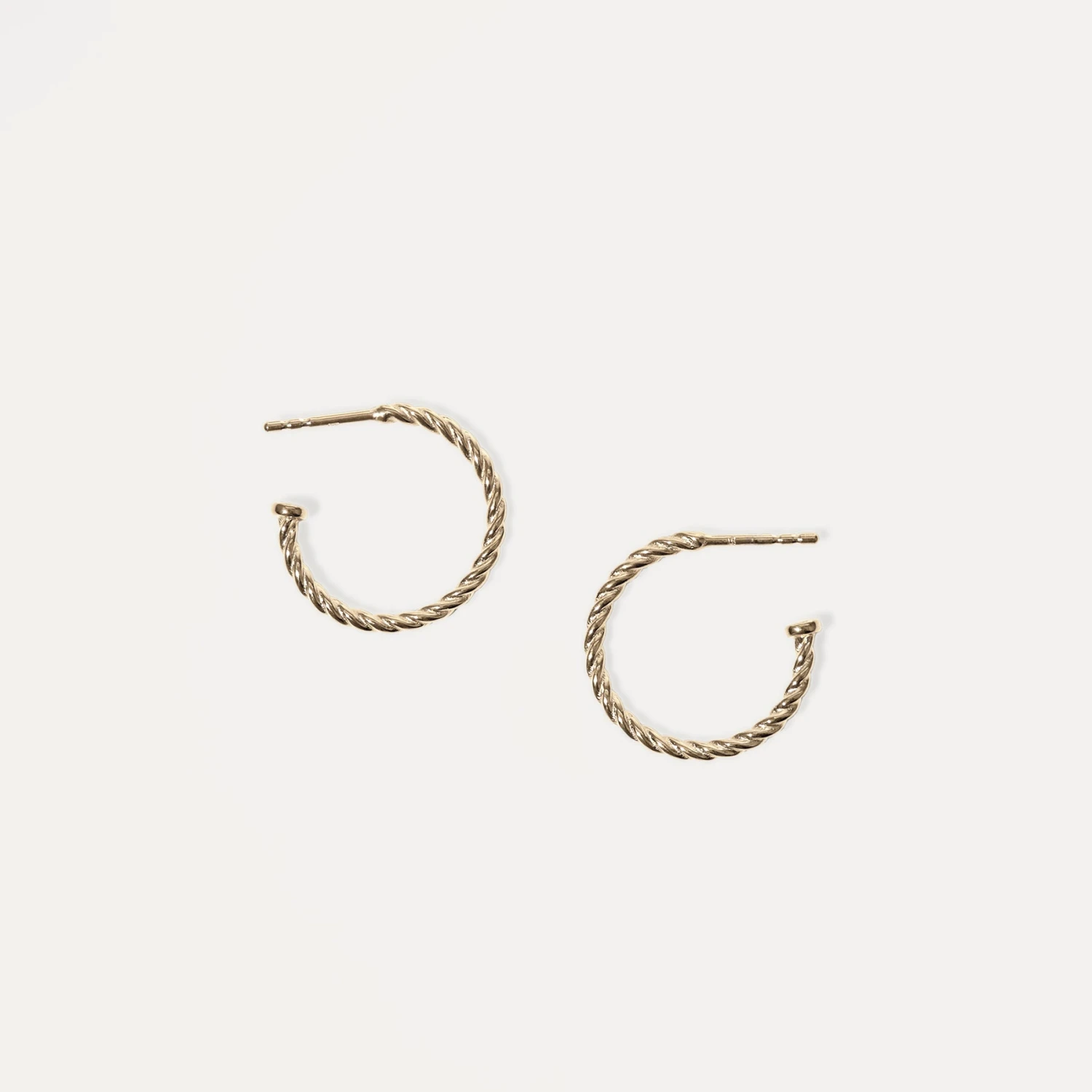 Dune Hoop Earrings | 14k Gold 3 Dune Hoop Earrings | 14k Gold - Image 3