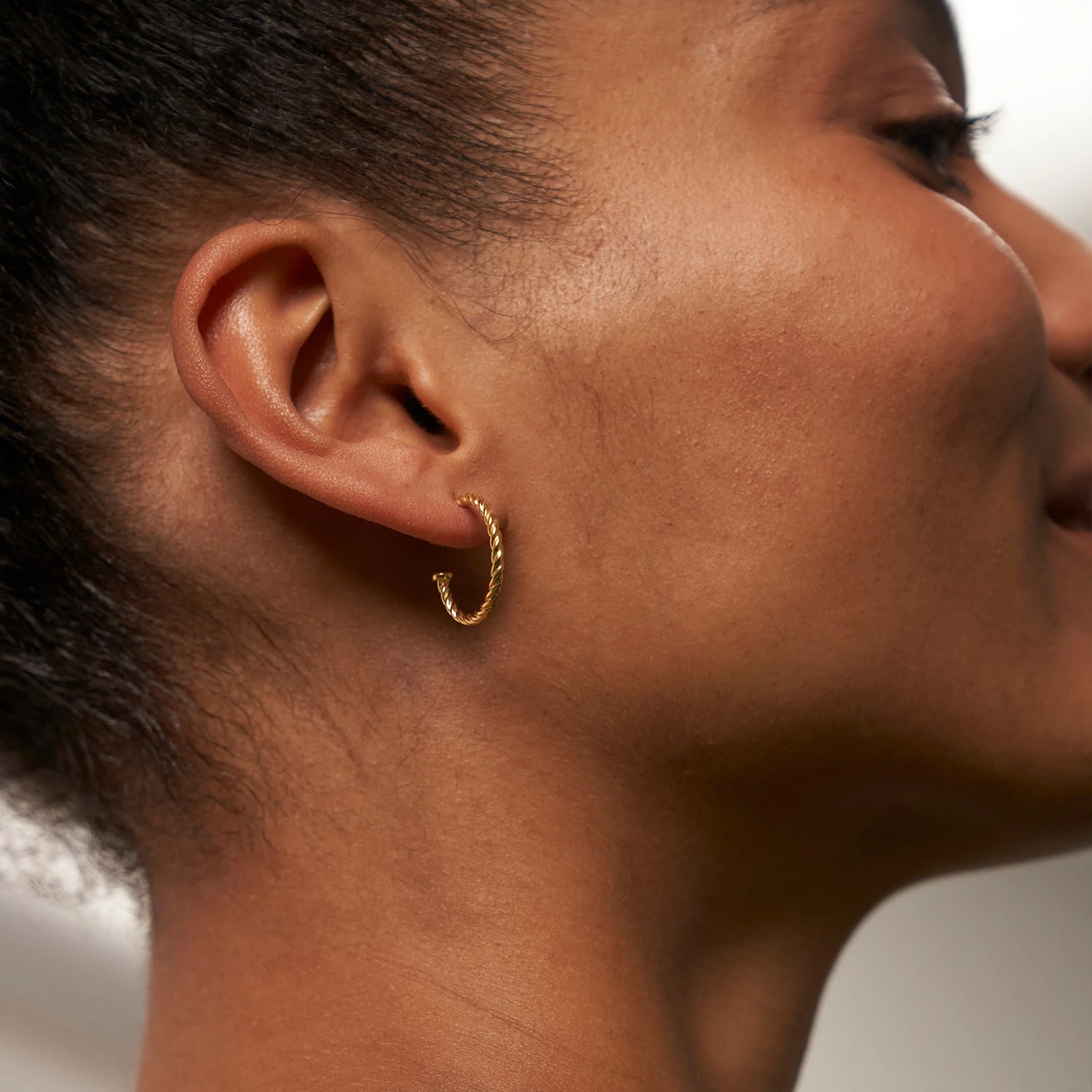 Dune Hoop Earrings | 14k Gold 2 Dune Hoop Earrings | 14k Gold - Image 2