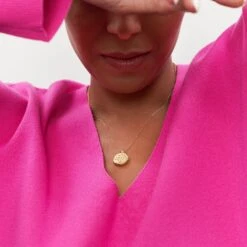 Floral Locket Necklace -STILNEST Jewelry Sales Floral Locket Anchor Chain 02