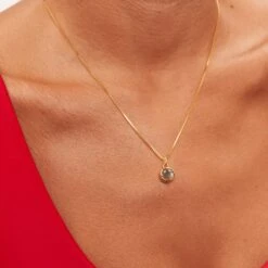 Grey Moonstone Instants Of Balance Necklace 14 Grey Moonstone Instants Of Balance Necklace -STILNEST Jewelry Sales Instants of balance Pentant Necklace Gray Moonstone 01 e924aba3 85ae 4403 8d0f ffb9ec0af334