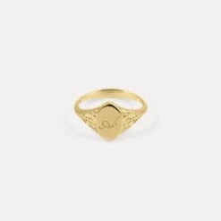 Engravable Victorian Initial Ring | 14k Gold