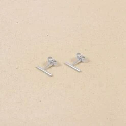 Twist Bar Stud Earrings -STILNEST Jewelry Sales Instants twist bar earrings 02 Silver