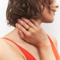 Onyx Eden Pea Ring -STILNEST Jewelry Sales Pea Ring Onyx 02