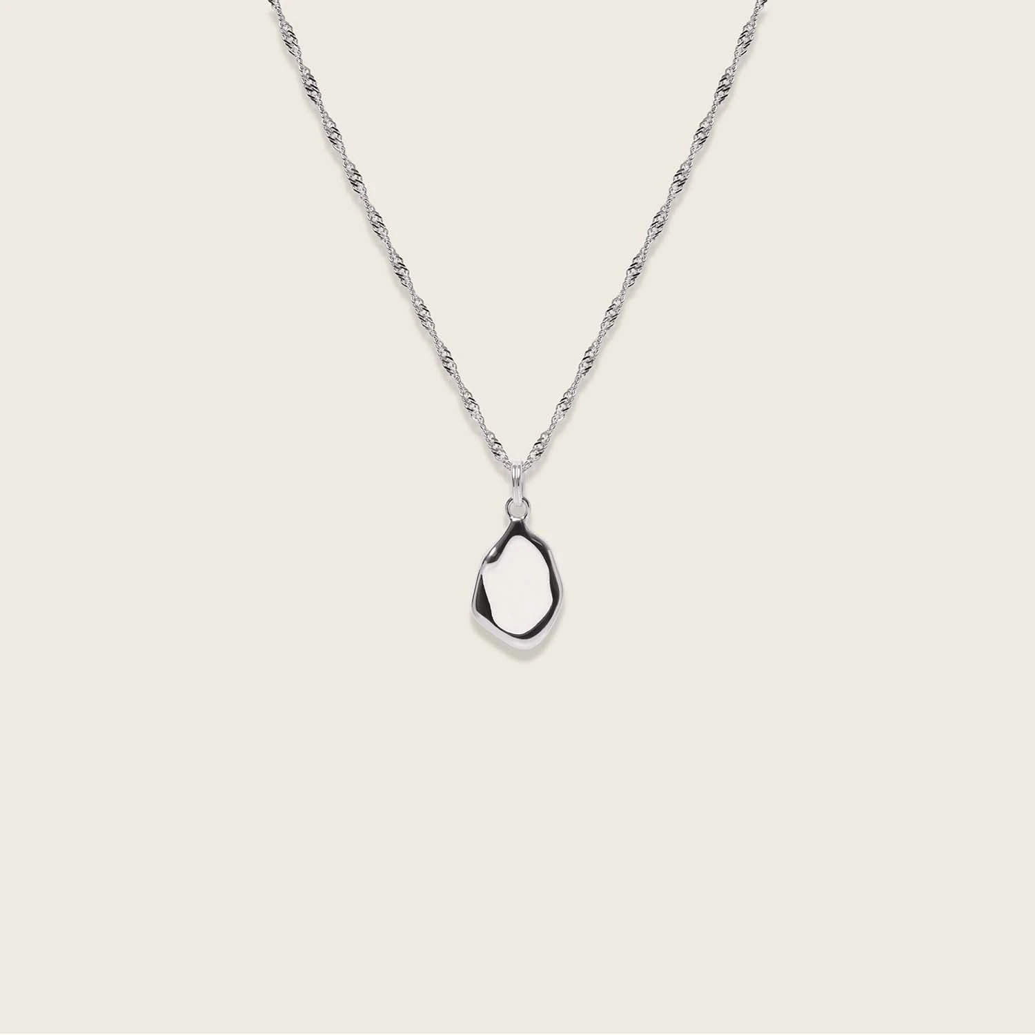 Oyster Necklace Pearl White 4 Oyster Necklace Pearl White - Image 4