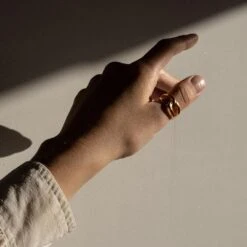 Bonds Endless Ring 7 Bonds Endless Ring -STILNEST Jewelry Sales bonds endless ring jewelry stilnest 169613