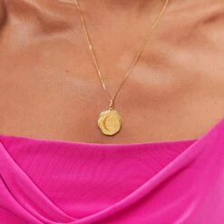 Moon Large Seal Necklace 13 Moon Large Seal Necklace -STILNEST Jewelry Sales moonseal kette 375b91d5 72be 4810 9c6f 99f2d1b44fd7